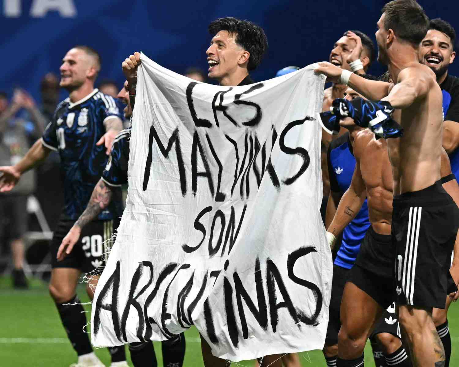 Spanduk Malvinas Argentina Masih Diselidiki, Pejabat Gedung Putih Justru Mmebela