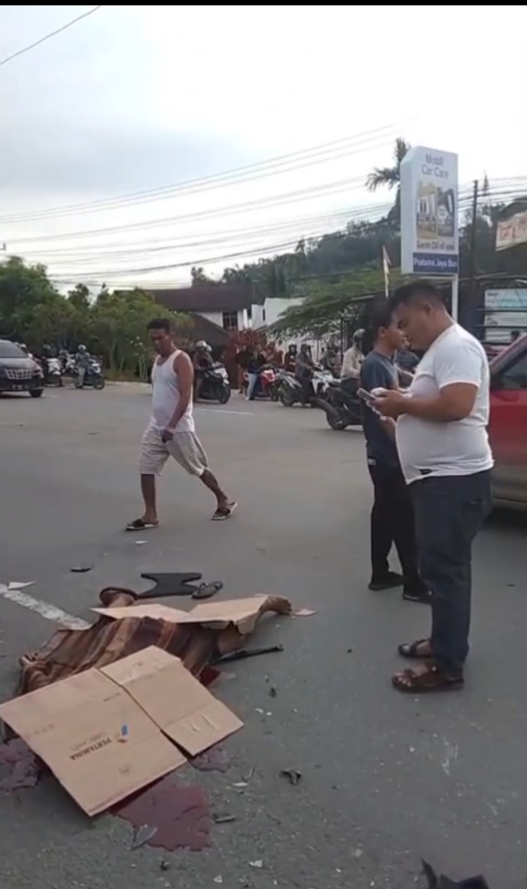 Tenyata Tewas usai Dilindas Truk