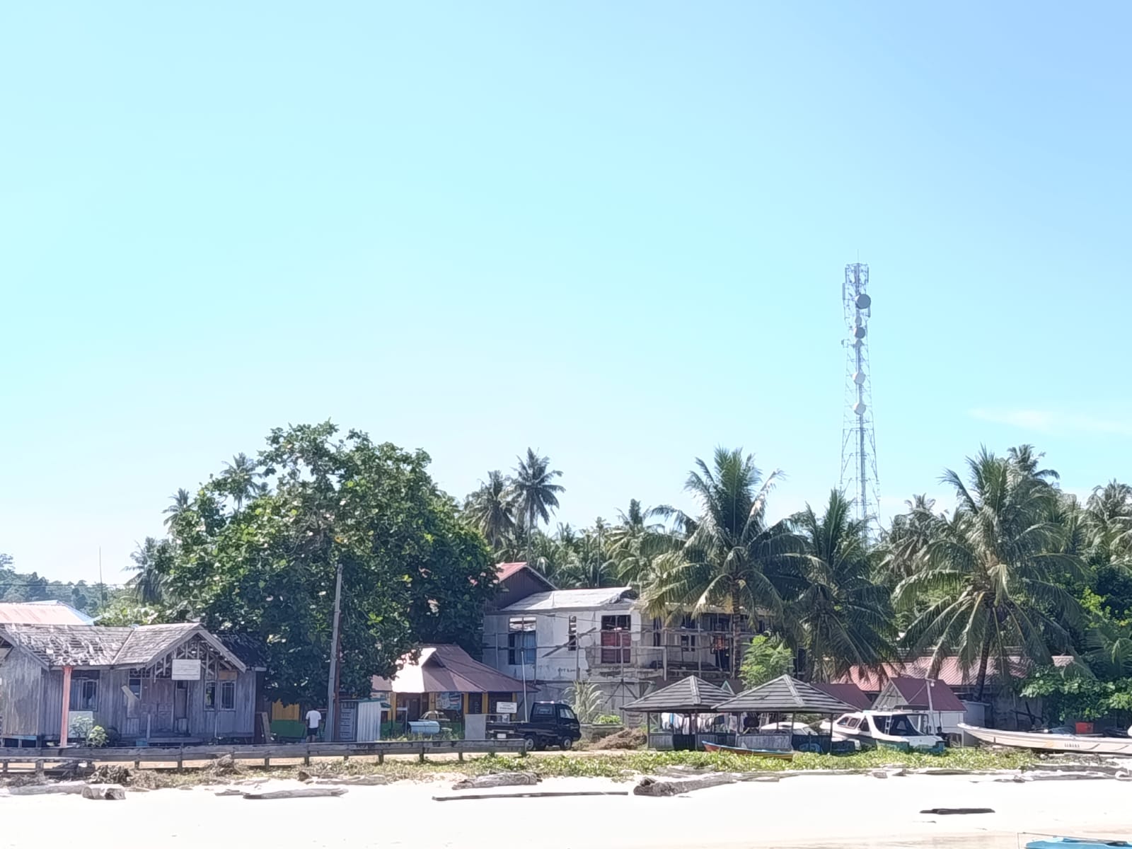 Wisatawan Merasa Tak Nyaman, Layanan Internet di Maratua Dikeluhkan