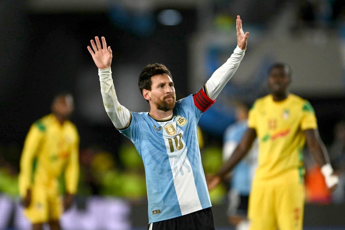 Air Mata Iringi Akhir Perjalanan Messi Bersama Argentina