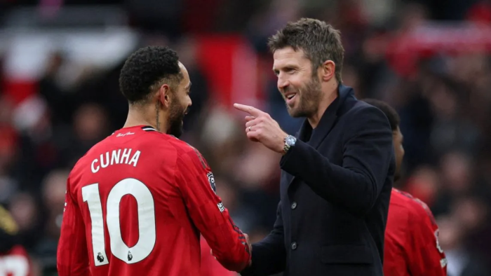 Legenda Setan Merah Ragu Carrick Bertahan, Simeone dan Enrique Jadi Pilihan