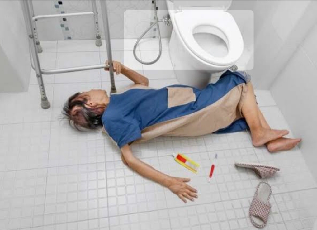 Mitos Orang Jatuh di Kamar Mandi, Mulai Serangan Stroke hingga Dikaitkan Hal Mistis