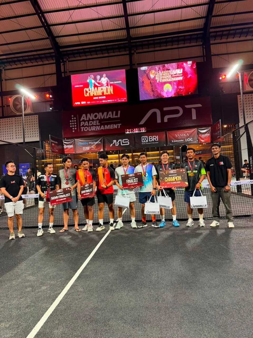 Luar Biasa, Dua Emas Diboyong Atlet Padel Samarinda saat Berlaga di Makassar