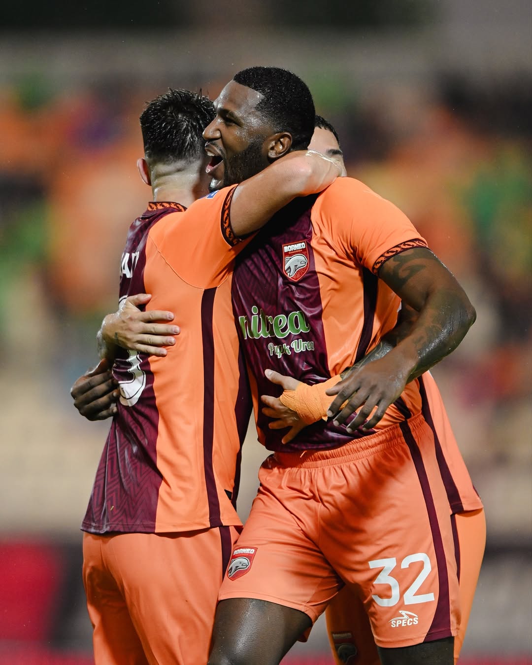 Douglas Coutinho, Super Sub Pesut Etam