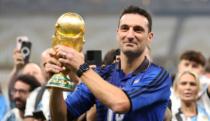 Sejak 1930 Akamsi Selalu Menang, Tak Ada Pelatih Asing Sukses Mengangkat Piala Dunia