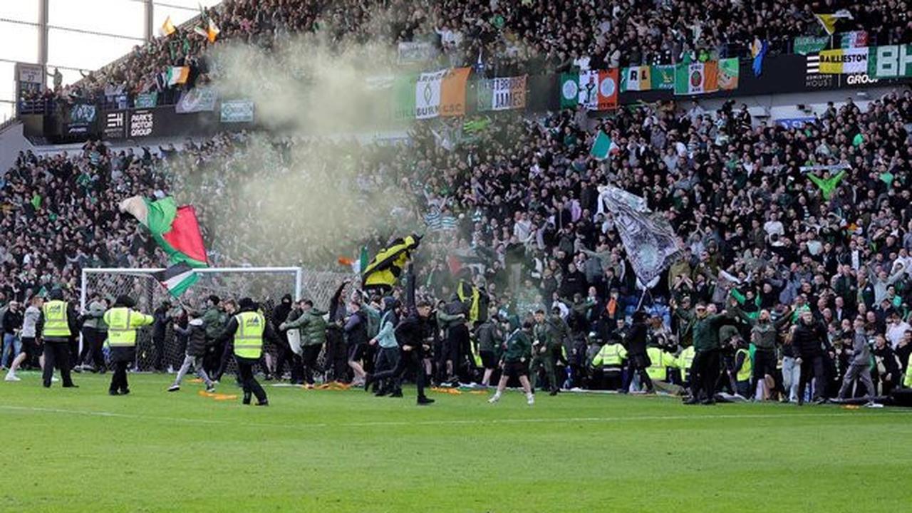 Derby Old Firm Berakhir Ricuh, Suporter Bentrok di Tengah Lapangan